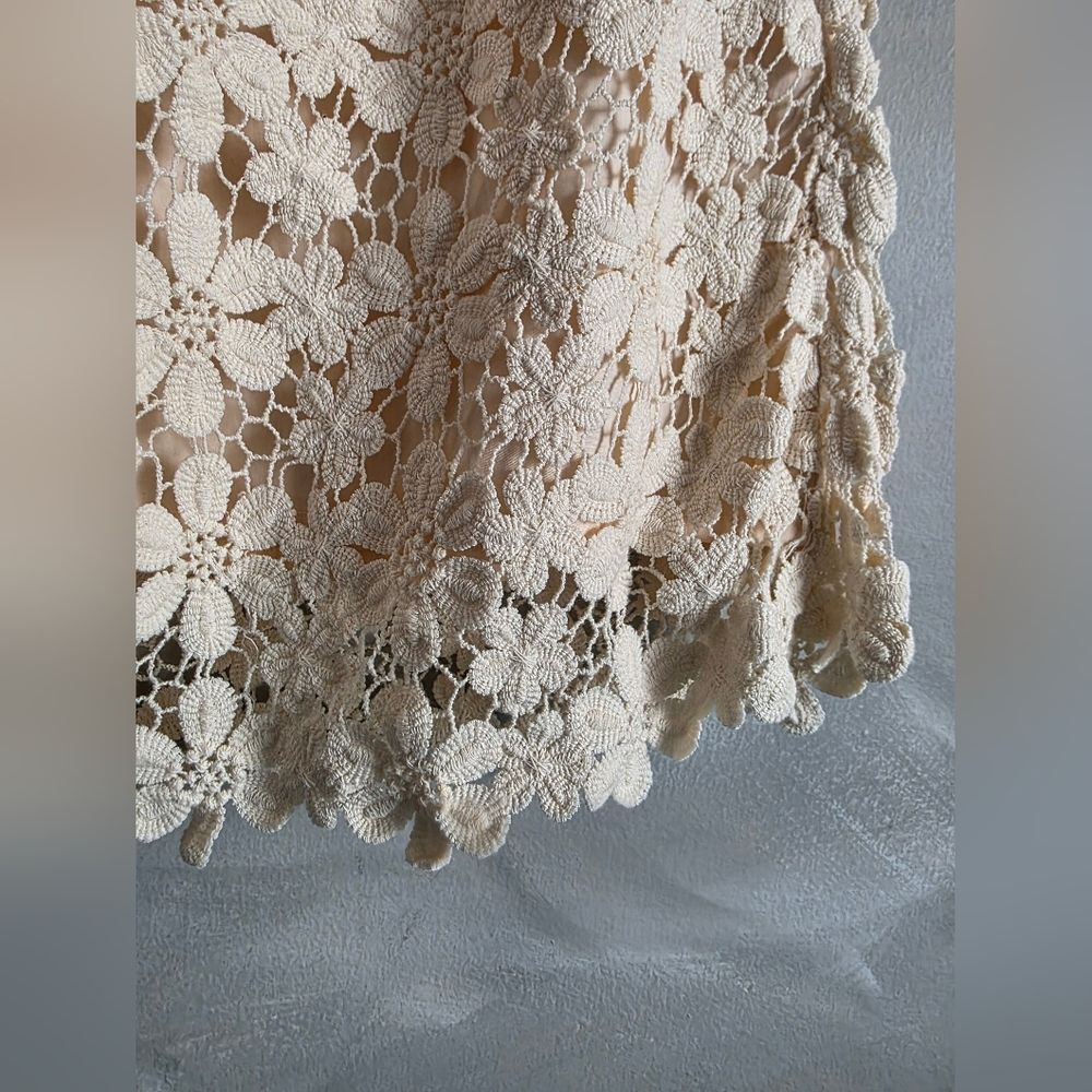 Natural Color Crochet Eyelet Mini Skirt Sz M Altar'd State NWT 100% Cotton - Picture 2 of 11